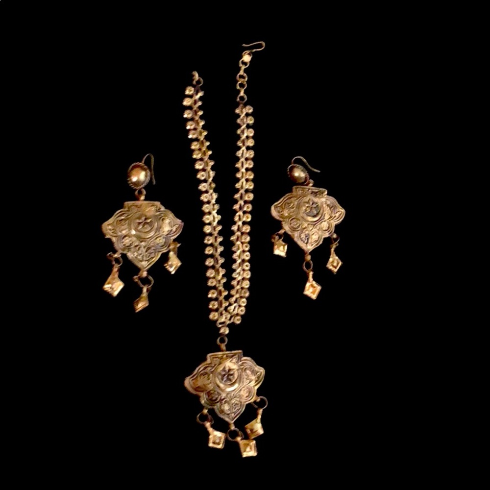 Indian costume jewelry